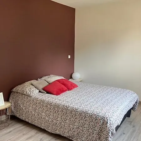 Villa D Exception Avec Piscine La Crau 8 Personnes Hye100-025
